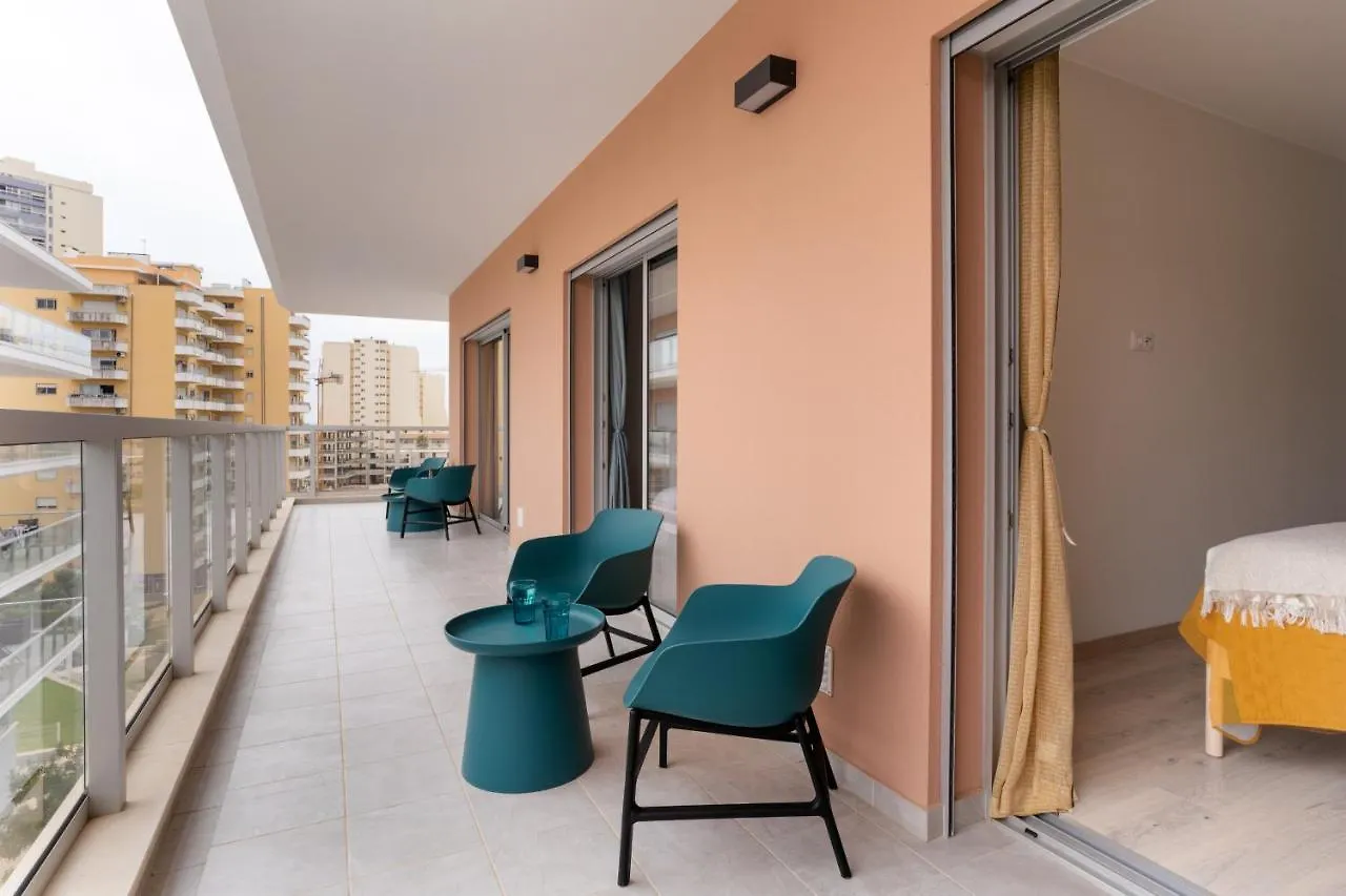 Appartement Sunny Brand New 2-Bedroom Apt - 500M From Praia Da Rocha With Ac And Pool! Portimão