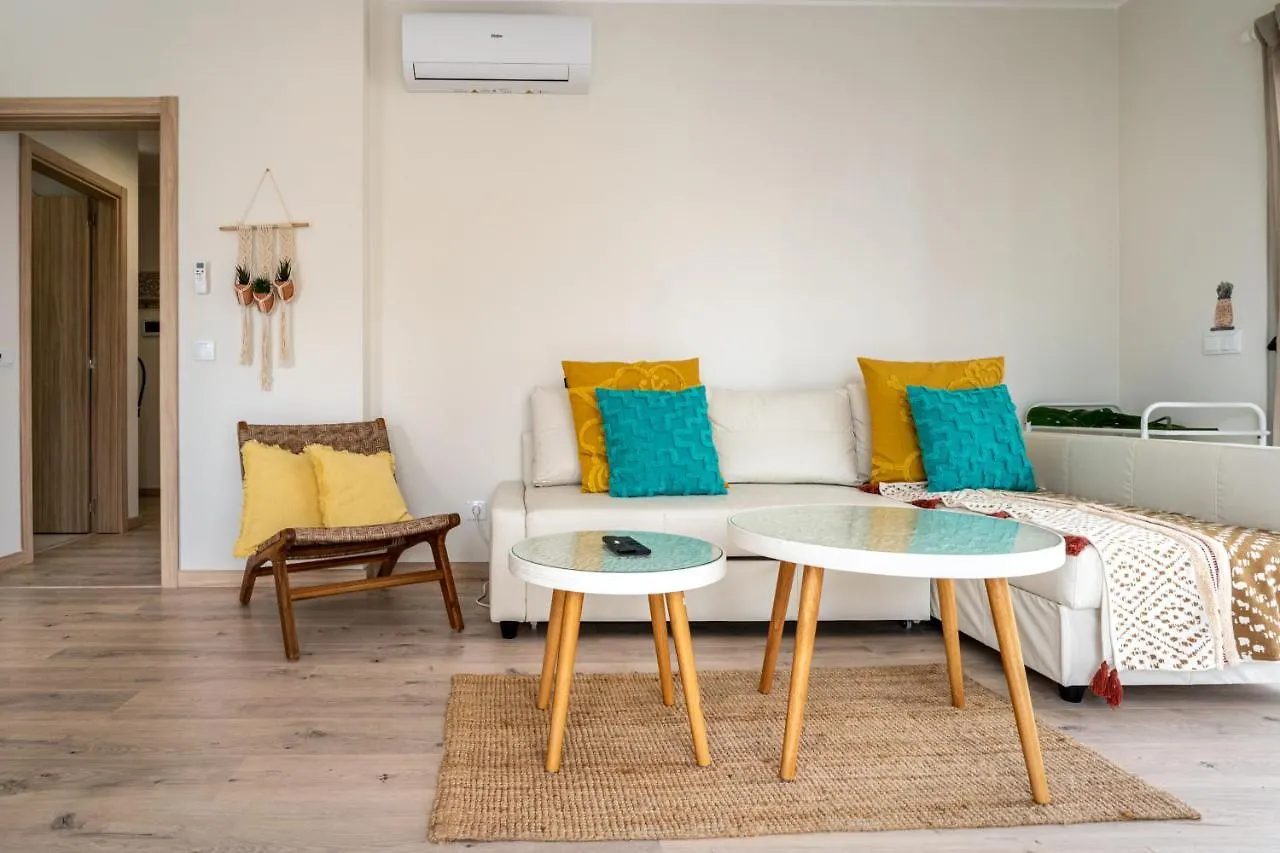 Sunny Brand New 2-Bedroom Apt - 500M From Praia Da Rocha With Ac And Pool! Portimao Portugal