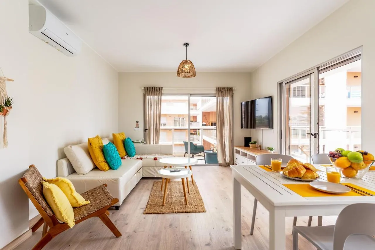 Sunny Brand New 2-Bedroom Apt - 500M From Praia Da Rocha With Ac And Pool! Portimao