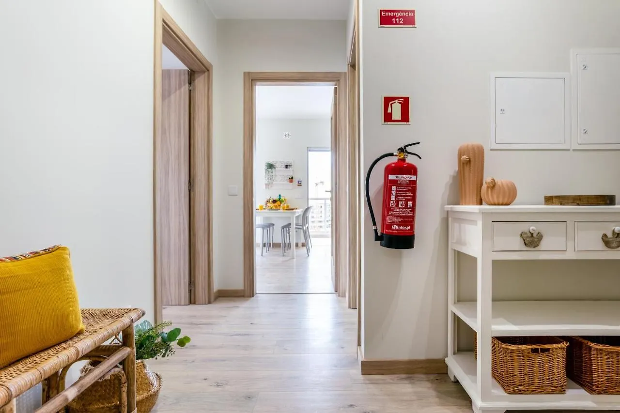Sunny Brand New 2-Bedroom Apt - 500M From Praia Da Rocha With Ac And Pool! Portimao Apartment